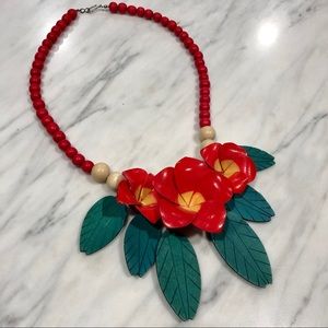 Vintage Carved Wood Flower Necklace 🌴🌺🌴